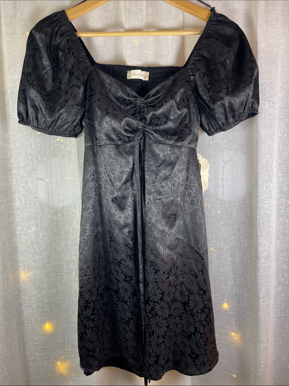 Altar'd State Black Floral Jacquard Puff-Sleeve Midi Dress